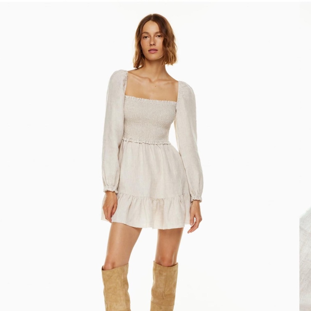NWT Aritzia Wilfred linen smocked bodice dress, M